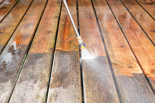 Best Vinyl Siding Pressure Washing in St Paul, NE